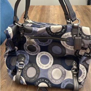 *Pre-Loved *Vintage Coach Purse*